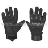 Перчатки черные с защитными накладками