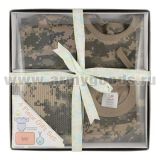 Набор одежды для малыша 3-6 мес подарочный army digital (100 % хлопок: боди, шапочка, нагрудник, полотенце)
